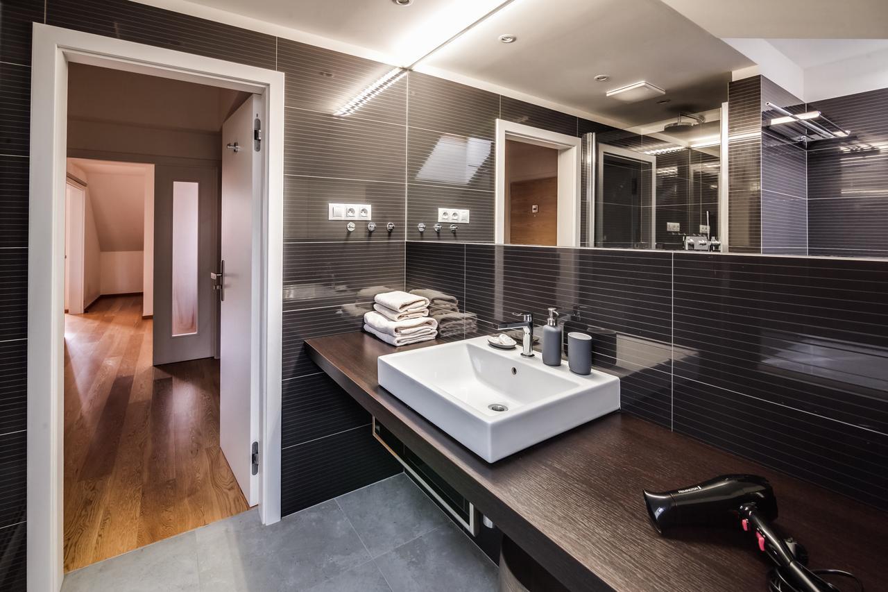 Amavi Mostecka Apartments