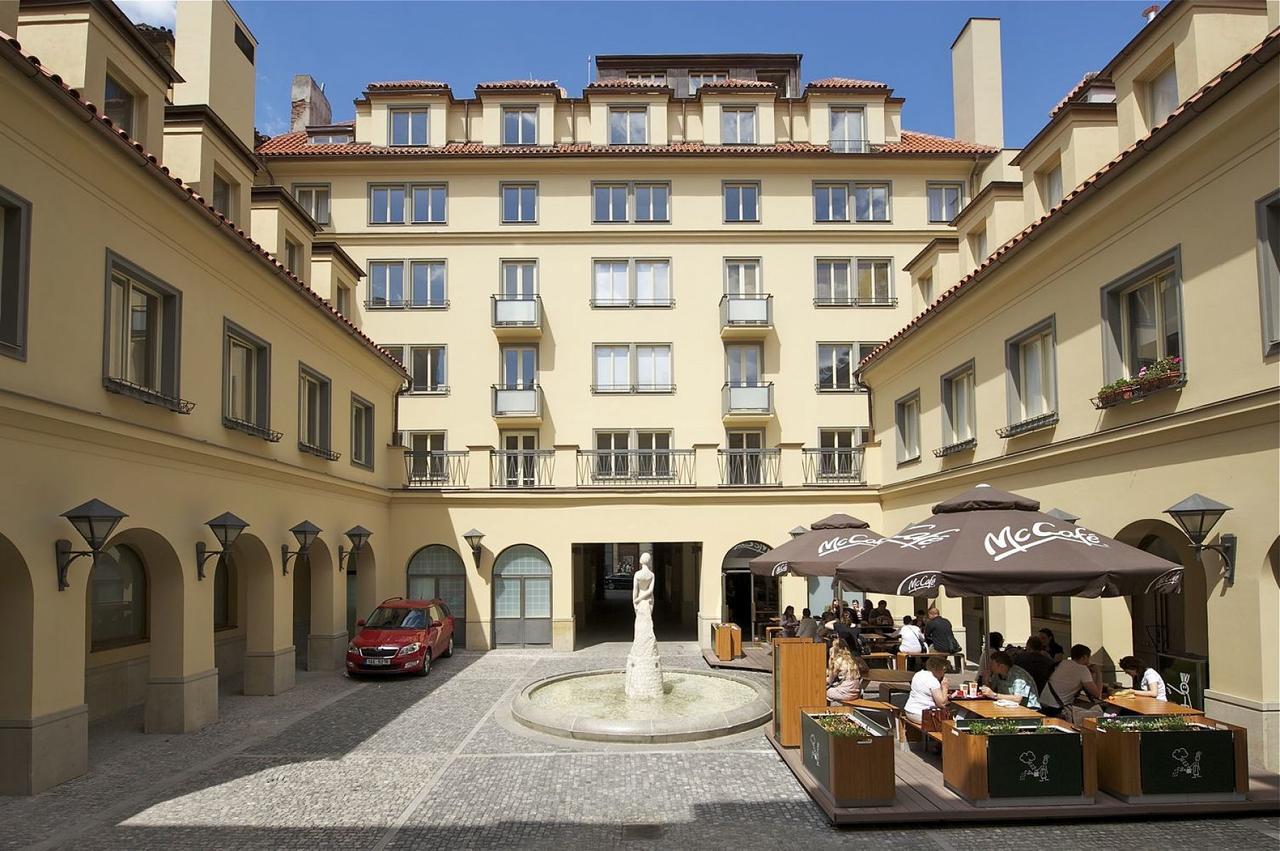 Amavi Mostecka Apartments Lejlighed *